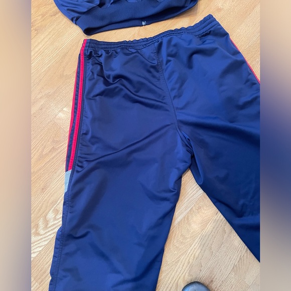 Adidas black 2-piece prime green activewear. Front zipper, pants drawstring, L - Picture 6 of 15